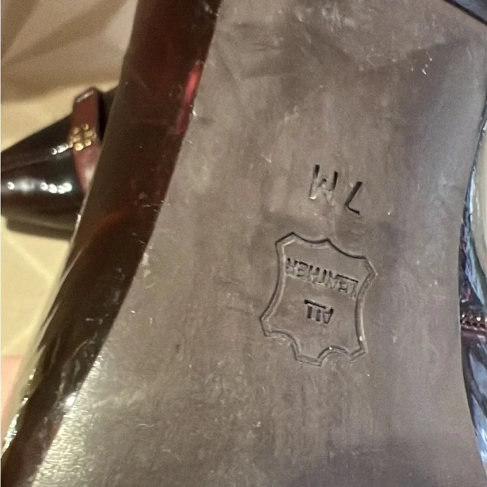 Tory Burch Burgundy and Black Patent kitten heels